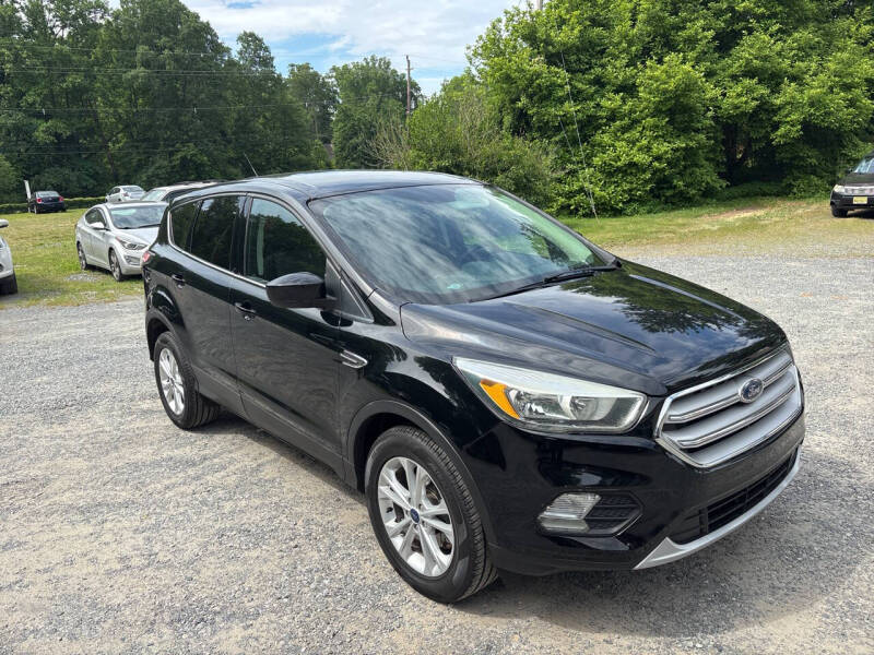 2017 Ford Escape SE - Photo 7