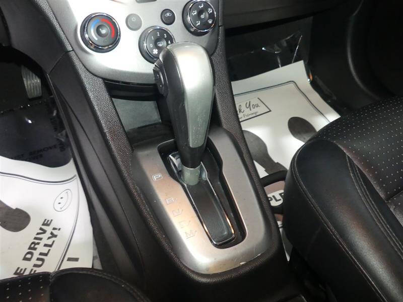 2019 Chevrolet Sonic Premier Auto