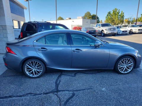 2016 Lexus IS 200t