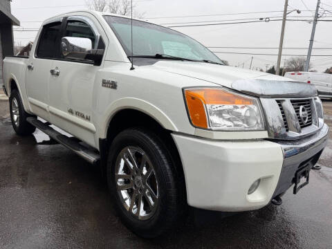 2014 Nissan Titan SL