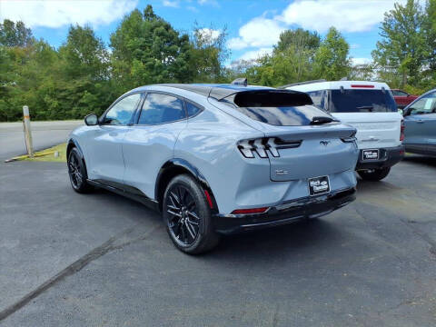 2025 Ford Mustang Mach-E Premium