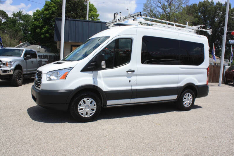 Image 2 of 2018 Ford Transit 150 XLT
