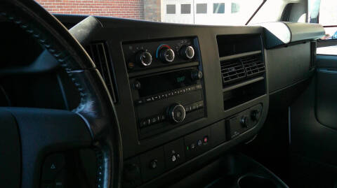 2023 GMC Savana 2500