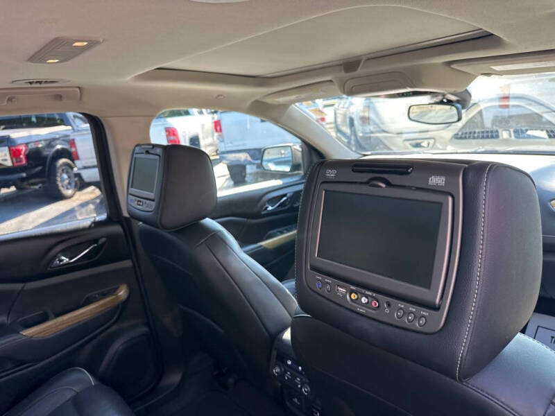 2017 GMC Acadia Denali