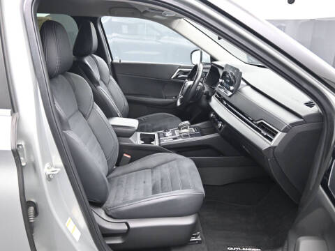 2022 Mitsubishi Outlander