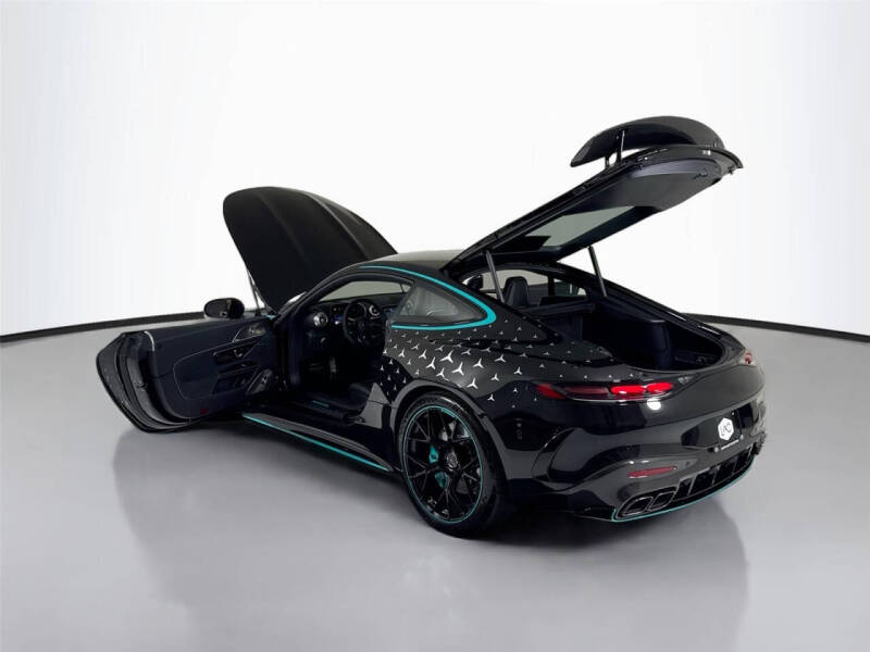 2025 Mercedes-Benz AMG GT 63 PRO