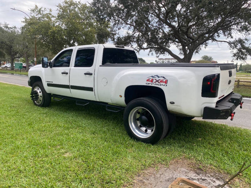 2007 Chevrolet Silverado 3500 LTZ photo 20