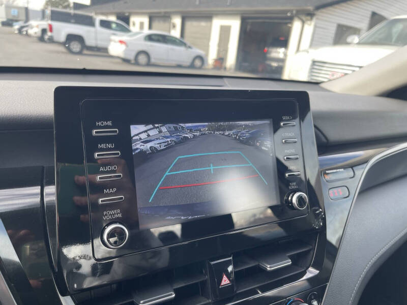 2024 Toyota Camry LE