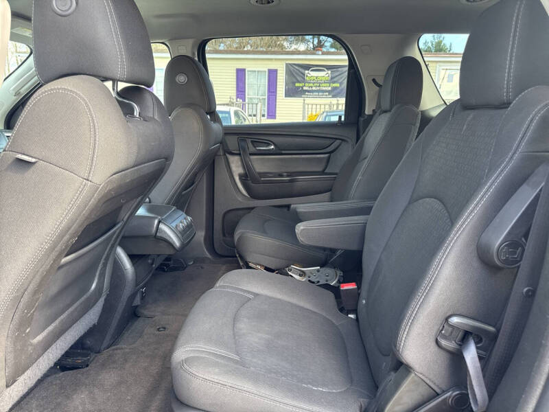 2016 GMC Acadia SLE-2