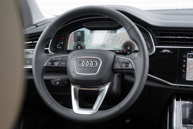 2026 Audi Q7 quattro Premium 55 TFSI