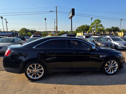 2016 Ford Taurus Limited