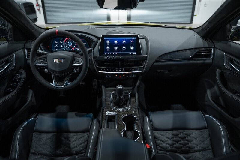 2024 Cadillac CT5-V Blackwing