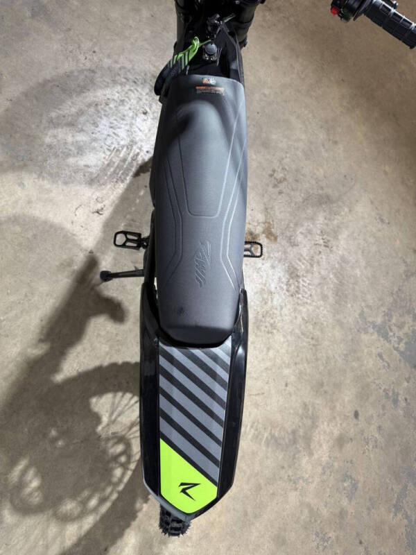 2025 Rawrr Mantis X 72V/30Ah