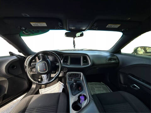 2019 Dodge Challenger SXT