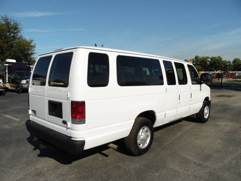 2008 Ford E-350