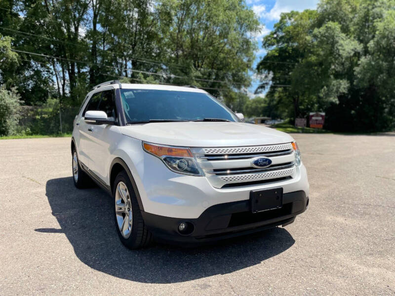 2015 Ford Explorer Limited's photo