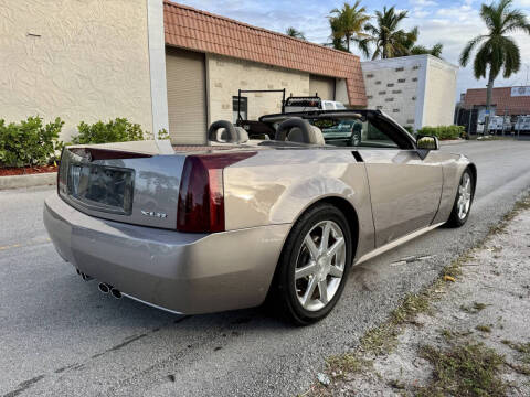 2005 Cadillac XLR
