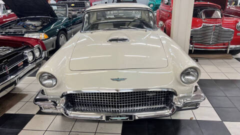 1957 Ford Thunderbird