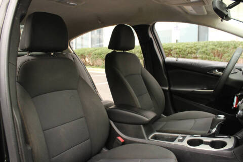 2018 Chevrolet Cruze LS Auto