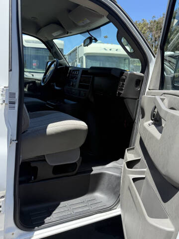 2020 Chevrolet Express 2500