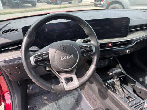 2025 Kia K5 EX
