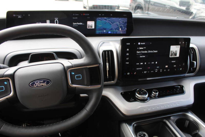 2026 Ford Expedition Active