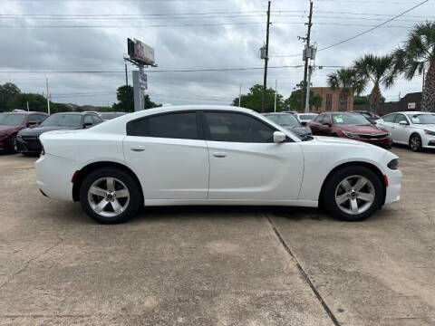2015 Dodge Charger SXT