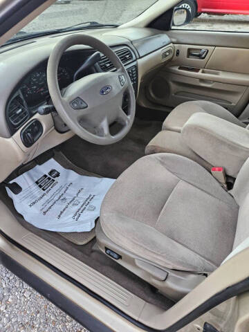 2001 Ford Taurus SES
