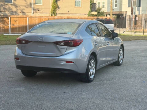 2018 Mazda MAZDA3 Sport