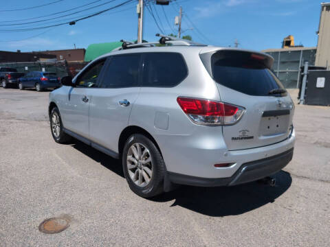 2014 Nissan Pathfinder SV