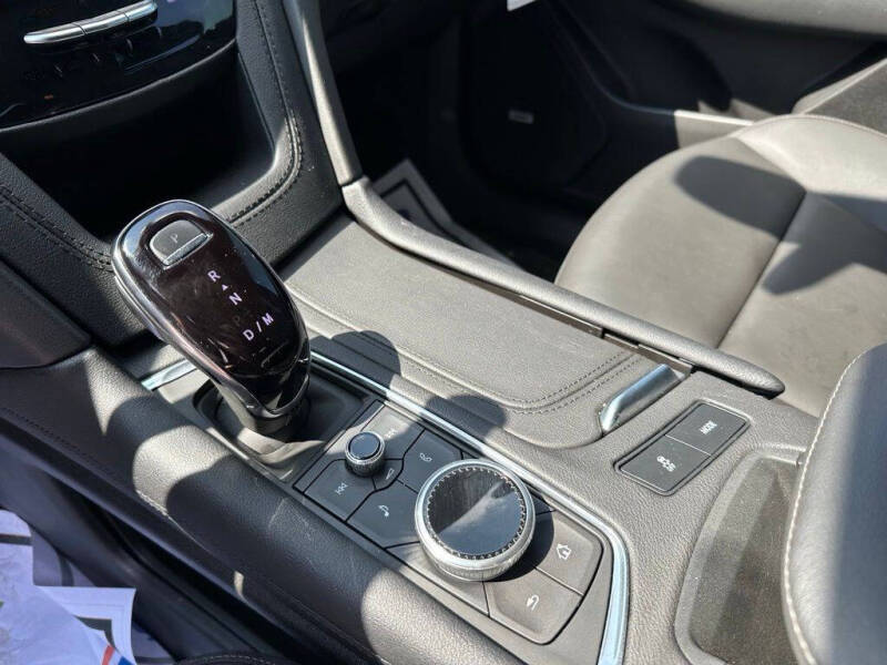2024 Cadillac XT6 Luxury