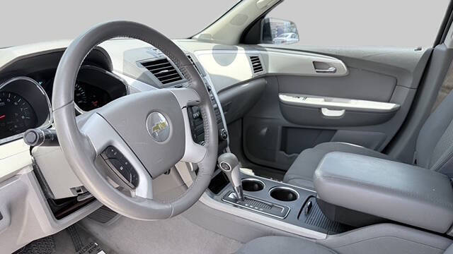 2011 Chevrolet Traverse LS