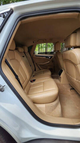 2016 Porsche Macan S