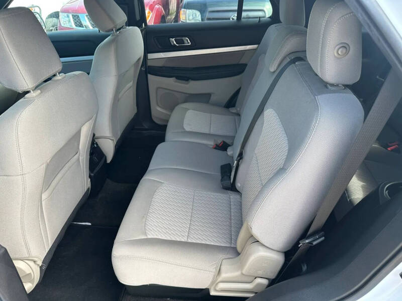 2018 Ford Explorer
