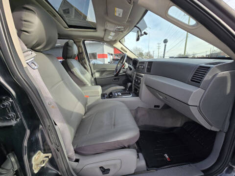 2005 Jeep Grand Cherokee Laredo