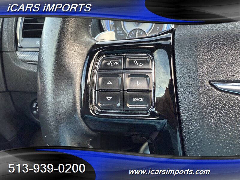 2013 Chrysler 300 Glacier Edition