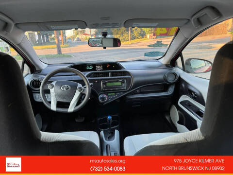 2014 Toyota Prius c