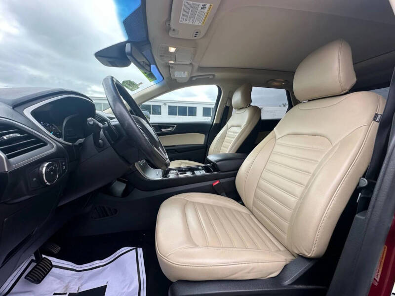 2019 Ford Edge SEL