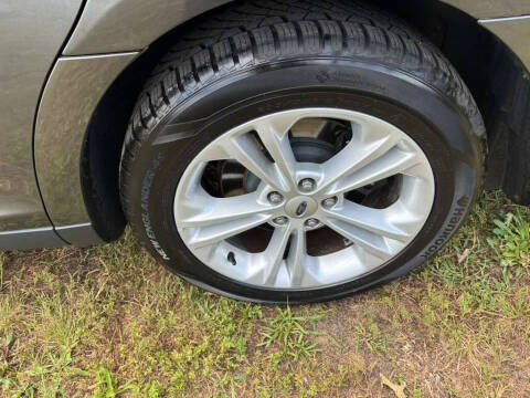 2015 Ford Taurus SEL