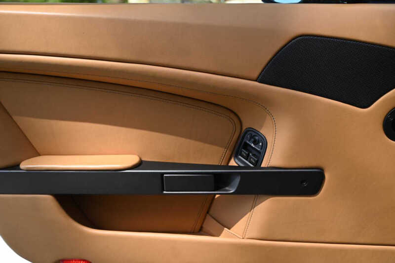 2008 Aston Martin V8 Vantage Roadster