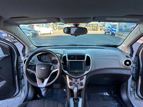 2017 Chevrolet Sonic LT Auto