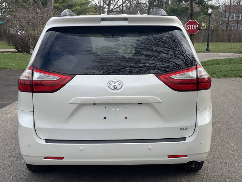 2015 Toyota Sienna