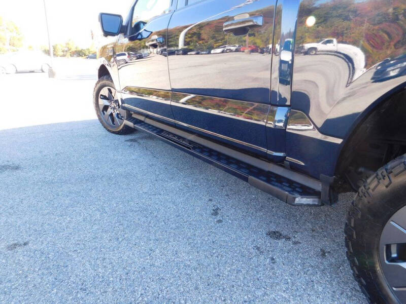 2022 Ford F-150 Lightning Lariat