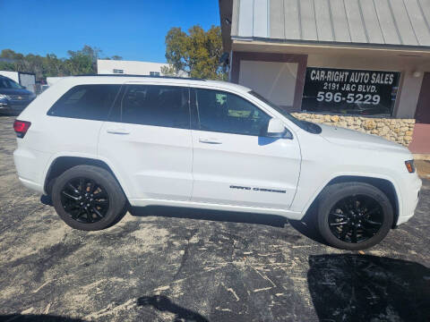 2020 Jeep Grand Cherokee Laredo