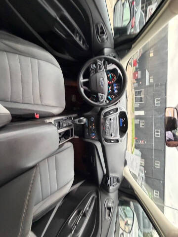 2019 Ford Escape S