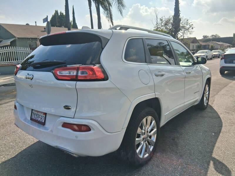 2017 Jeep Cherokee Overland