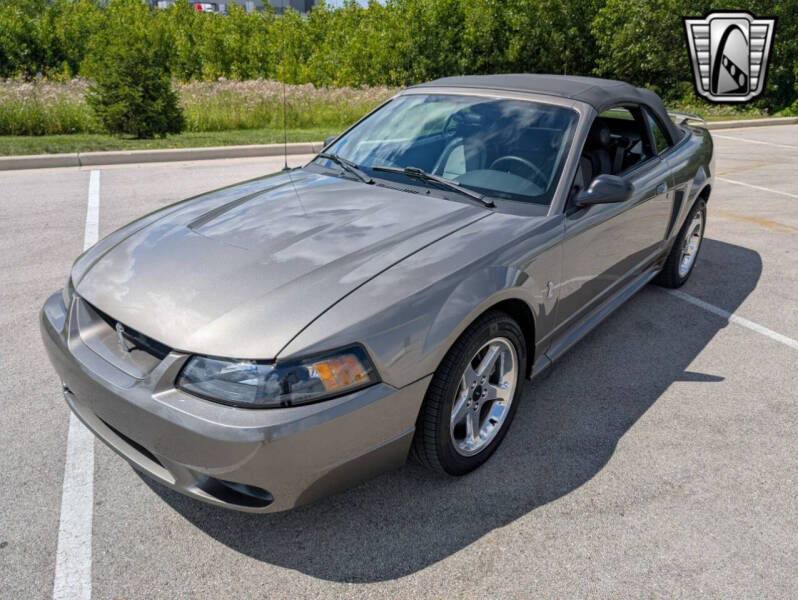 2001 Ford Mustang SVT Cobra
