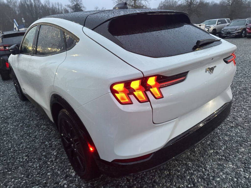 2025 Ford Mustang Mach-E Premium