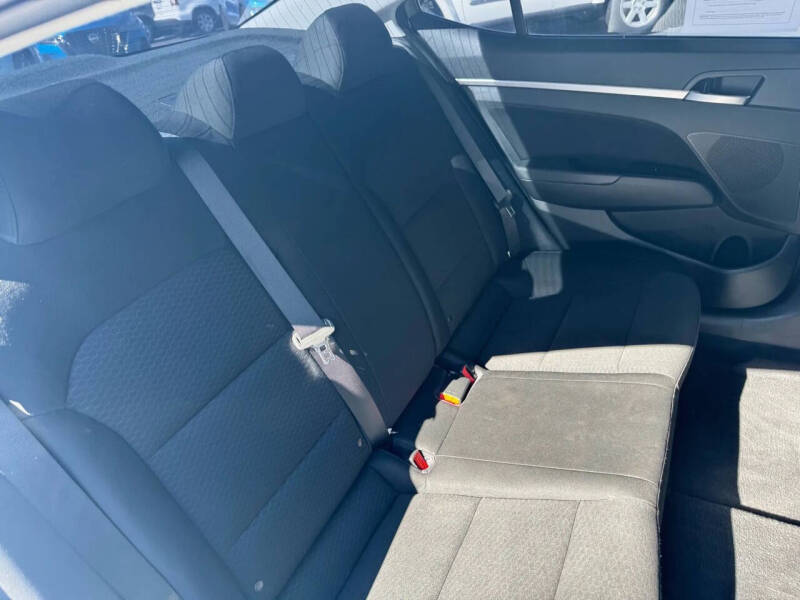 2020 Hyundai Elantra