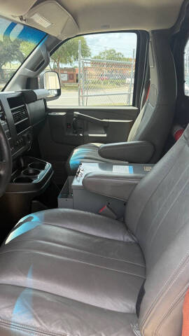 2018 Chevrolet Express 2500